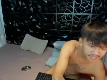 Chaturbate Live Sex Cam of urmasterhardcock