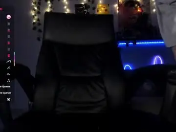 Chaturbate Sex Chat of twinkpartyuncut
