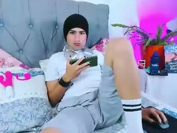 Chaturbate Live Sex of aleme_00