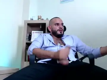 Chaturbate Live Sex Cam of esteban_fer