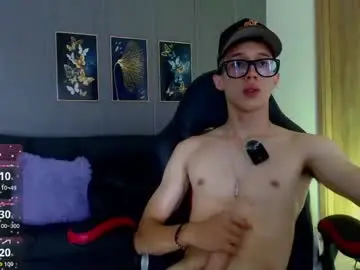Chaturbate Adult Webcams of skinny_bigcock20