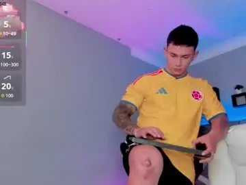 Chaturbate Watch Live Sex Cams of thomas_moon_
