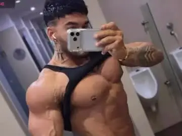 Chaturbate Live Porn of zac_levis