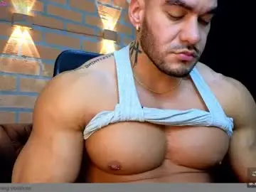 Chaturbate Live Sex Cam of zac_levis