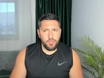 Chaturbate Live Sex Cam of gold_alpha_boy