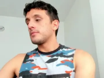 Chaturbate Live Sex of halle_1