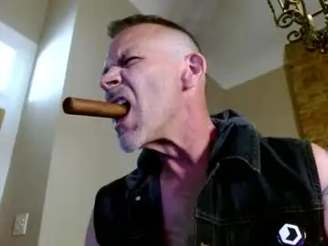 Chaturbate Live Porn of myfilthydaddy