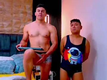 Chaturbate Live Porn of hotfuckers4uu
