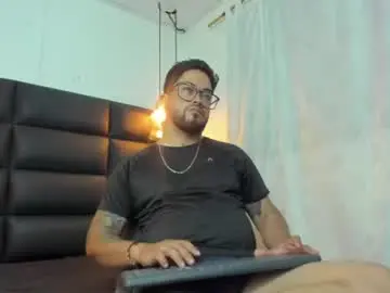 Chaturbate Watch Live Sex Cams of apolomarcos_