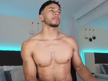 Chaturbate Live Sex Cam of danteestone