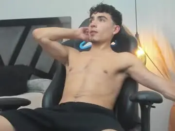 Chaturbate Live Sex Cam of allexserrano
