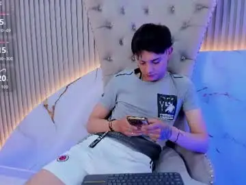 Chaturbate Live Sex of luucky_strike
