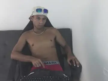 Chaturbate Free Live Porn of alphas_latins