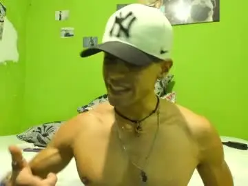 Chaturbate Free Porn Cam of brunocuttie94