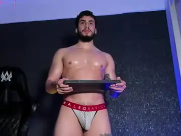 Chaturbate Live Sex Cam of thiagomeneses0