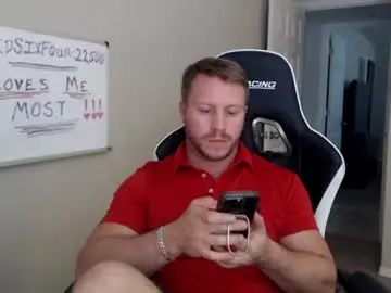 Chaturbate Live Sex Cam of player2pawns