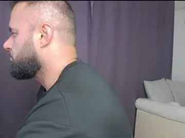 Chaturbate Watch Live Sex Cams of rickymiami1