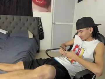 Chaturbate Sex Cam of white_master444