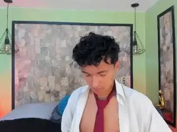 Chaturbate Sex Cam of alex_santoss