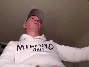 Chaturbate Live Sex Cam of decusbomont