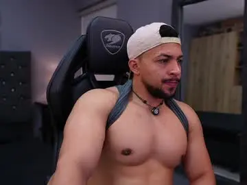 Chaturbate Adult Video Chat of loganmartinx