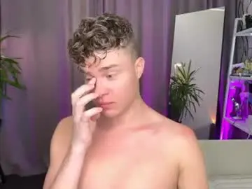Chaturbate Adult Webcam of holy_eggs_00