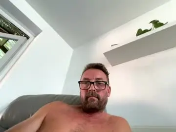 Chaturbate Free Porn Cam of sharksboy16