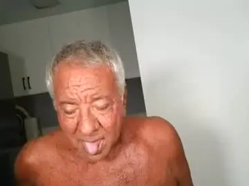 Chaturbate Live Sex of quest_one