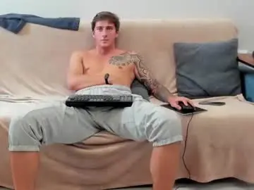 Chaturbate Live Sex Cam of krishort