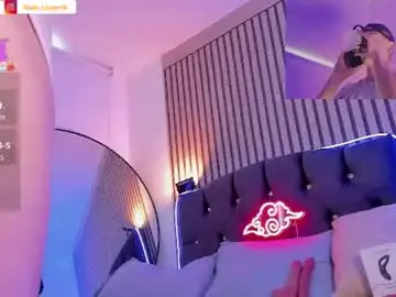 Chaturbate Adult Webcam of maiky_cooper01