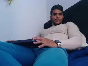 Chaturbate Free Porn Cam of camilo_contre21