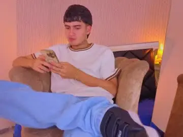Chaturbate Live Porn of jacob_rosas