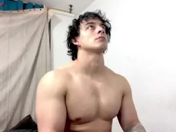 Chaturbate Best live sex cam show of logann_x3