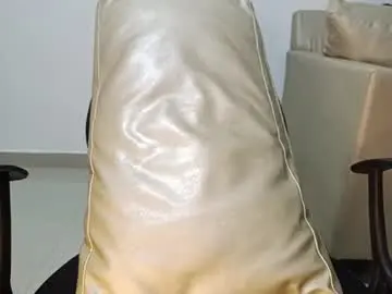 Chaturbate Free Live Porn of pecsblack888