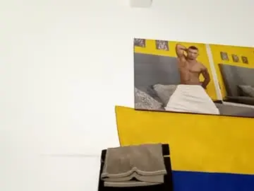 Chaturbate Adult Webcam of lucascastrohot