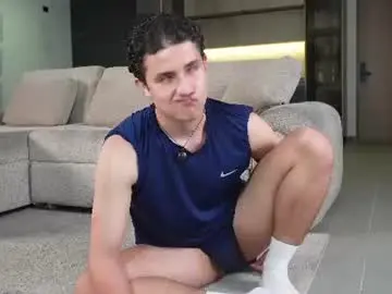 Chaturbate Live Sex of theohawke_