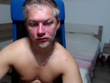 Chaturbate Live Sex Cam of robbyshawz