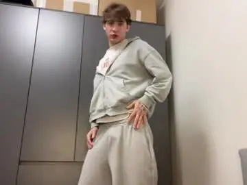 Chaturbate Sex Cam of kevin_martin8