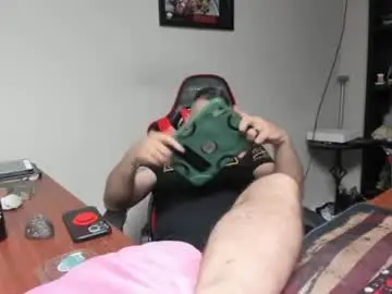 Chaturbate Live Sex Cam of brutalmaster1983