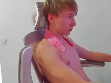 Chaturbate Free Porn Cam of vibemygirl