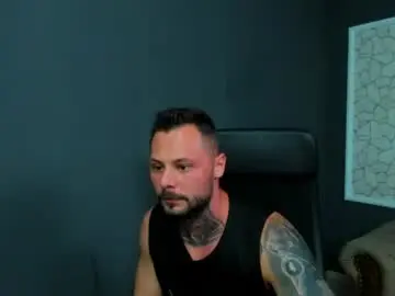 Chaturbate Sex Cam of brianhunts