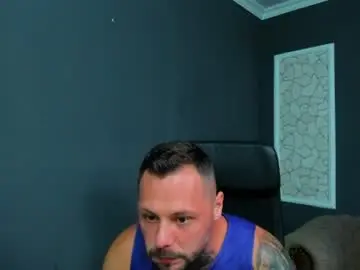 Chaturbate Nude Webcam of brianhunts