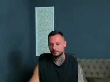 Chaturbate Free Live Porn of brianhunts
