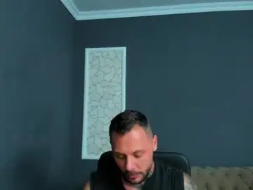 Chaturbate Nude Webcam of brianhunts
