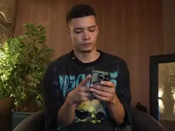 Chaturbate Best live sex cam show of marcoyethan