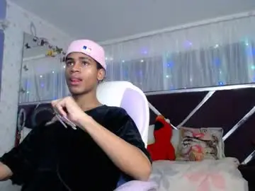 Chaturbate Nude Webcam of santy_bigcock_01
