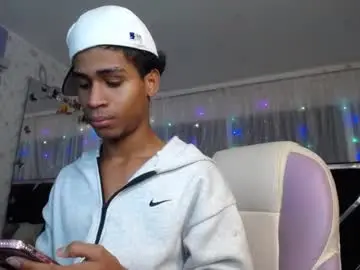 Chaturbate Live Porn of santy_bigcock_01