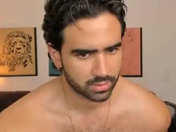 Chaturbate Best live sex cam show of bradleymartin7