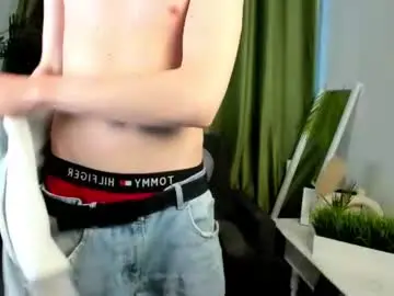 Chaturbate Adult Video Chat of andyjey_