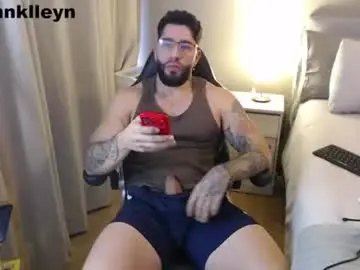 Chaturbate Nude Webcam of johnklleyn